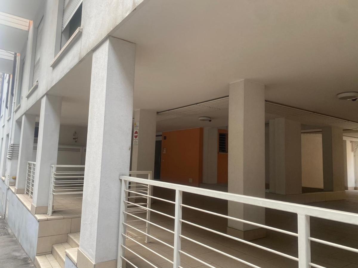 La Casa Di Giacomo Con Parcheggio Триест Екстериор снимка