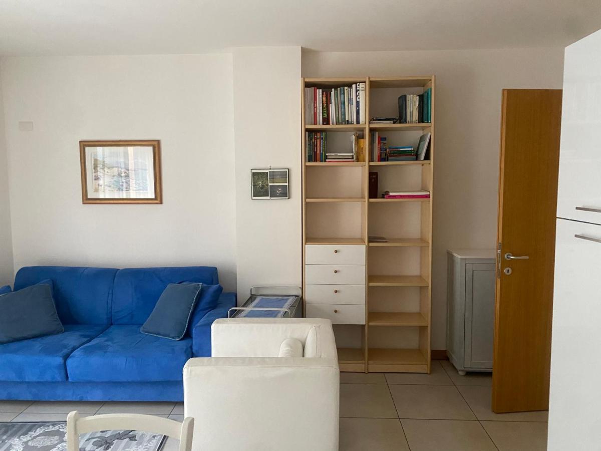 La Casa Di Giacomo Con Parcheggio Триест Екстериор снимка