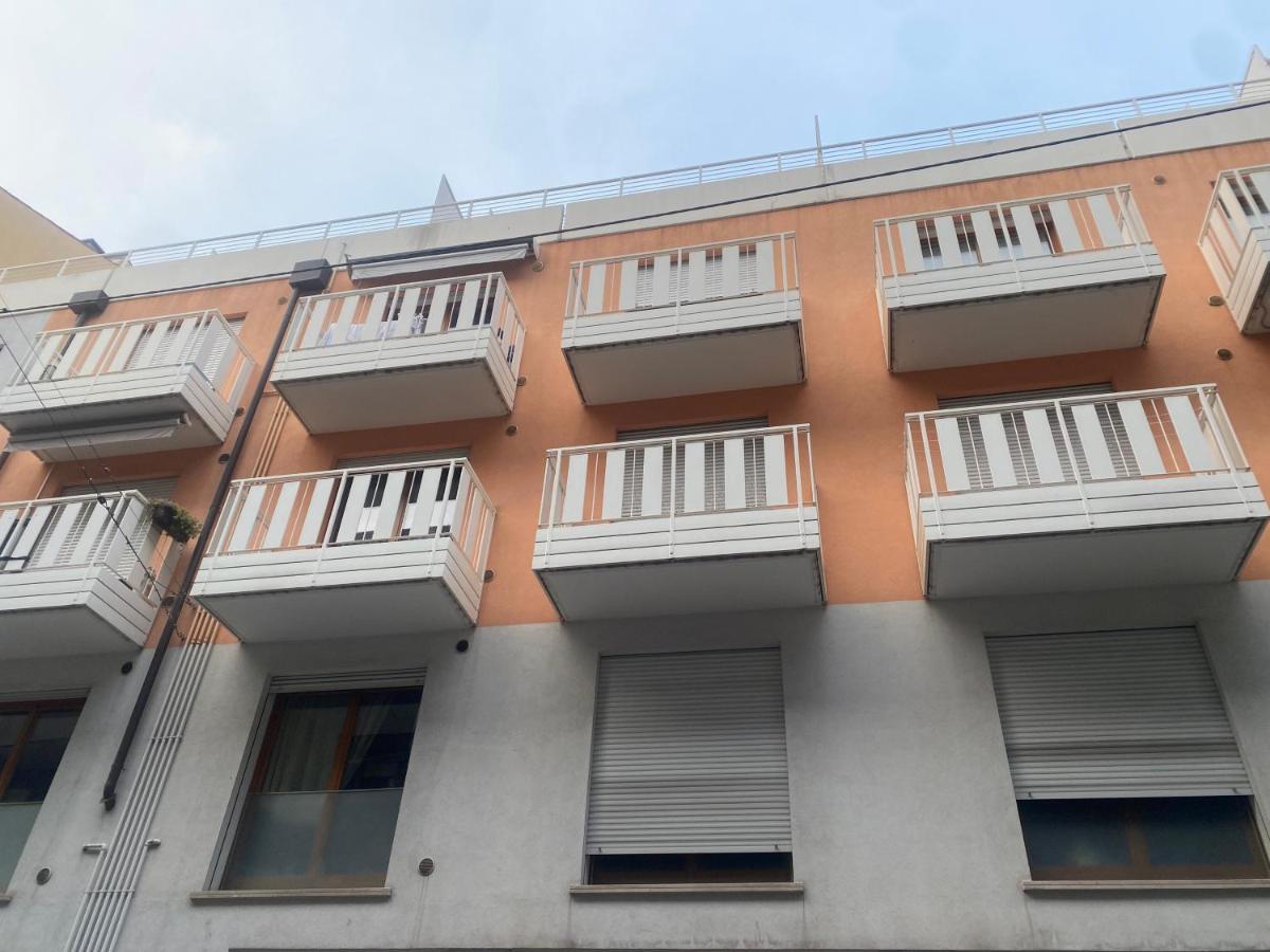 La Casa Di Giacomo Con Parcheggio Триест Екстериор снимка