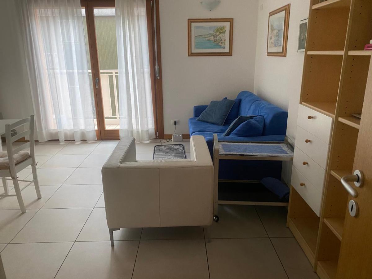 La Casa Di Giacomo Con Parcheggio Триест Екстериор снимка
